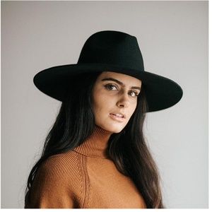 EUC Gigi Pip Black Scottie Wide Brim Fedora with black leather band Size 59 M/L